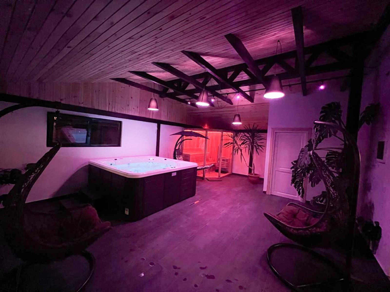 Insula Christiana Hotel Cristian  Eksteriør billede